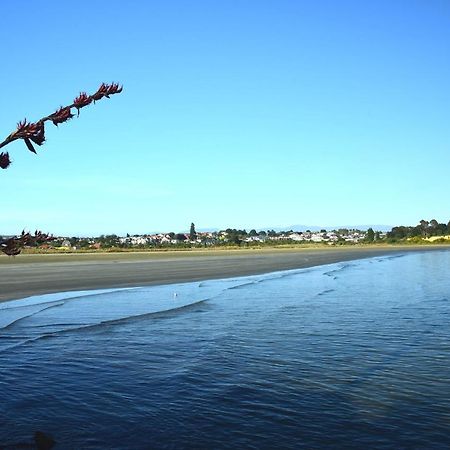 Bed and Breakfast The Sanctuary Beach Side And Spa Timaru Exterior foto