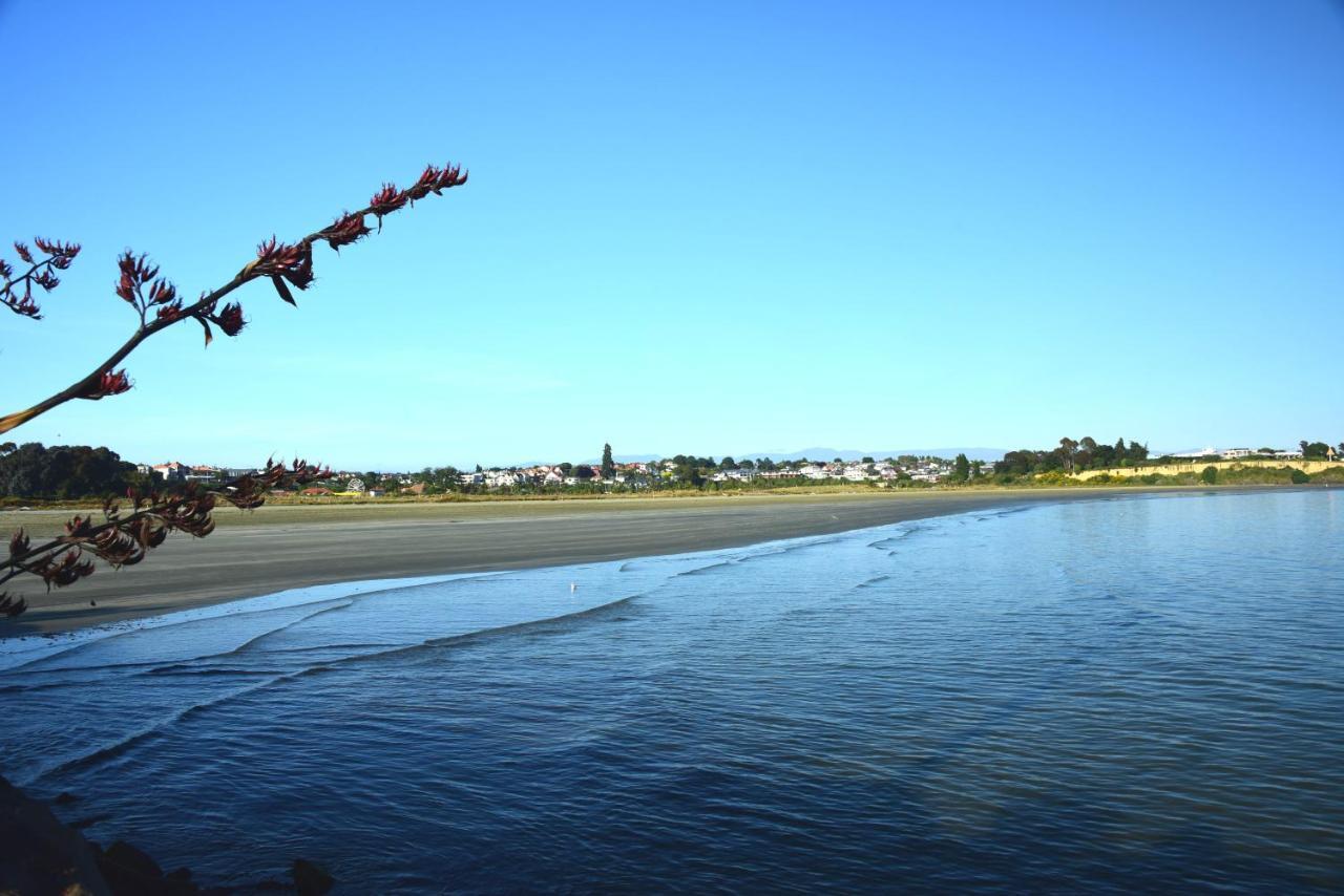 Bed and Breakfast The Sanctuary Beach Side And Spa Timaru Exterior foto